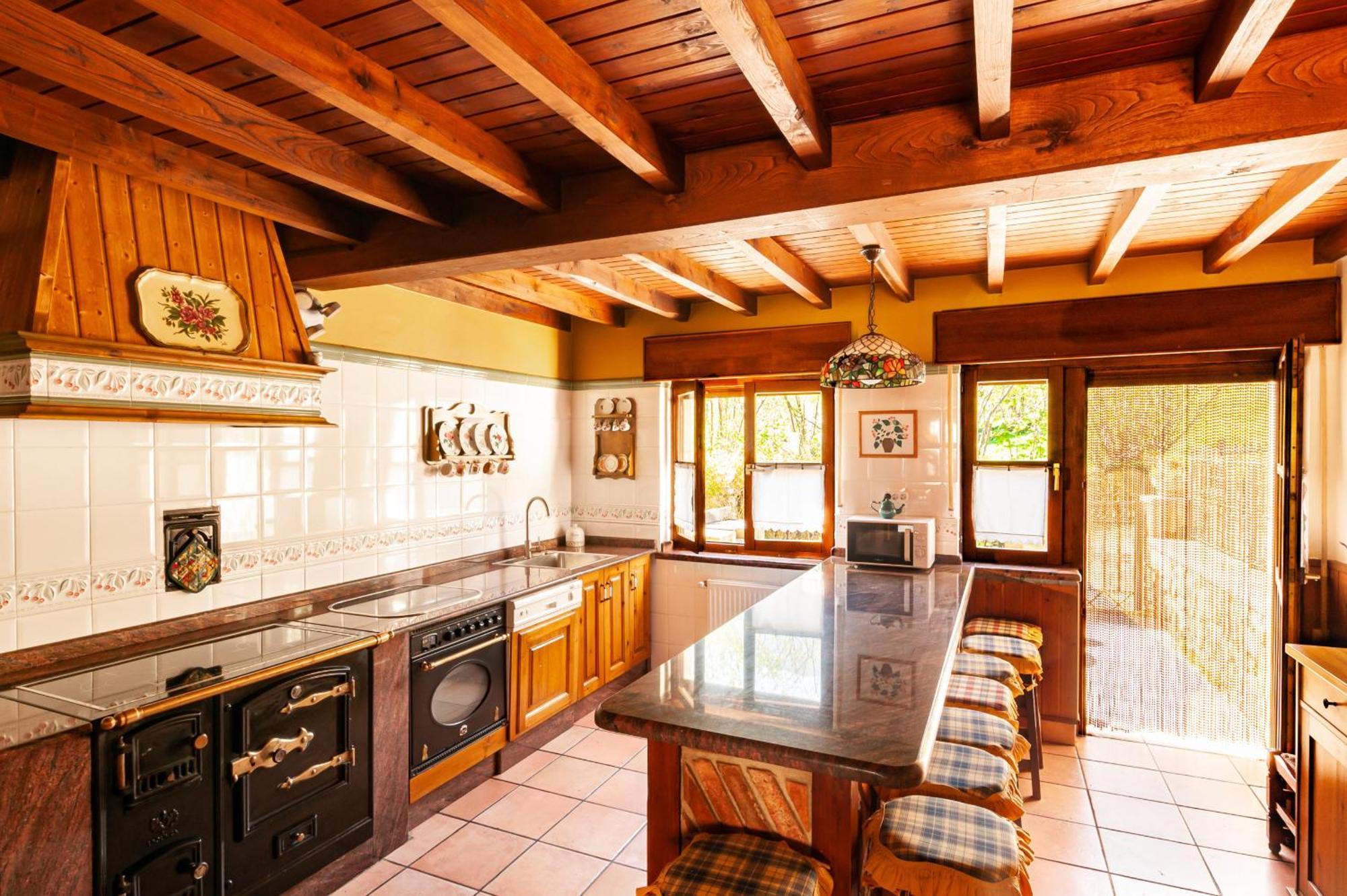 Casa Rural La Regoria カレニャ・デ・カブラレス エクステリア 写真
