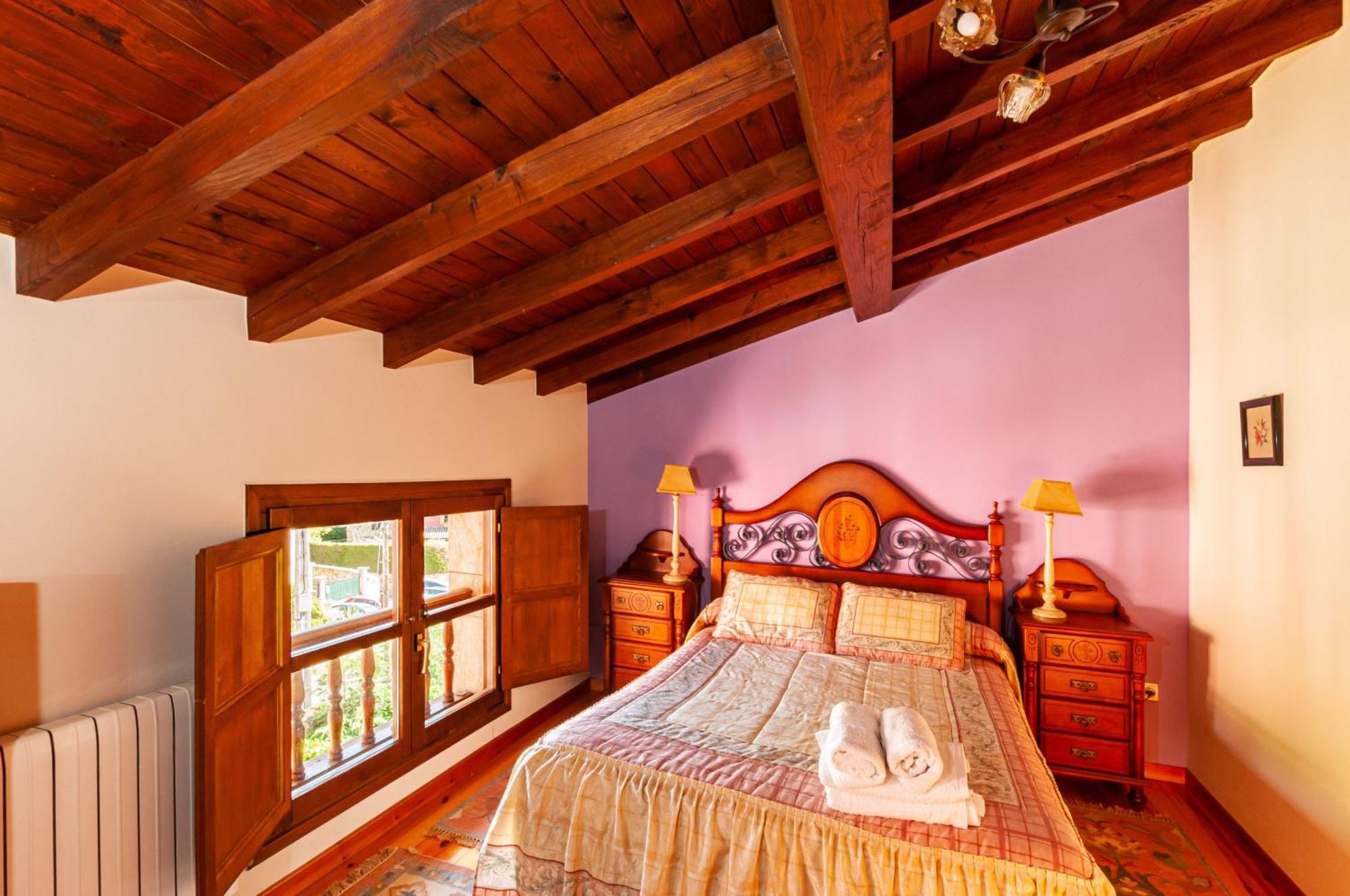 Casa Rural La Regoria カレニャ・デ・カブラレス エクステリア 写真